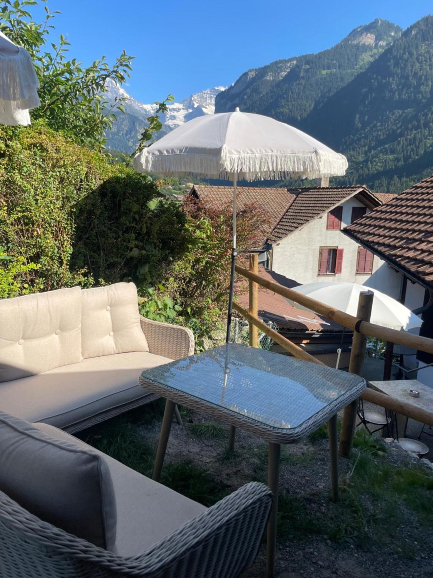 Charming Alpine Retreat By Apartments Capricorn Gsteigwiler Exteriör bild